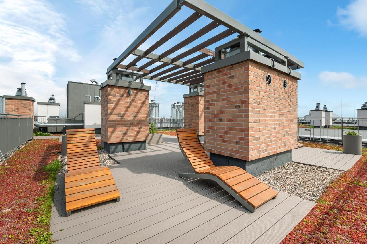 City Center Garden Gates Apartments & Free Parking By Downtown Apartments Гданск Екстериор снимка